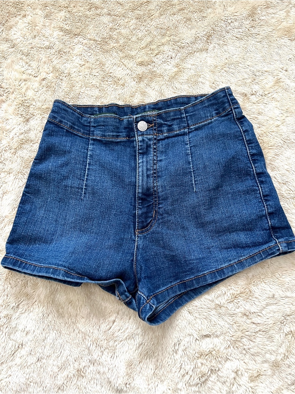 WILD FABLE Woman's Flat Front Highest Rise Short Shorts Size 6